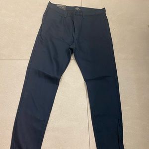 H&M Skinny Fit Coupe Moulante BRAND NEW